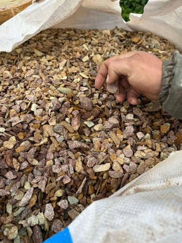 Златолит персиковый декоративная каменная крошка купить в Абакане