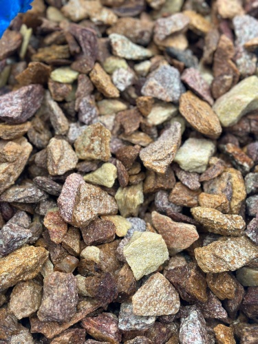 Златолит персиковый декоративная каменная крошка купить в Абакане