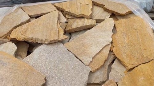 Плитняк златолит жёлтый для цоколя купить в Абакане