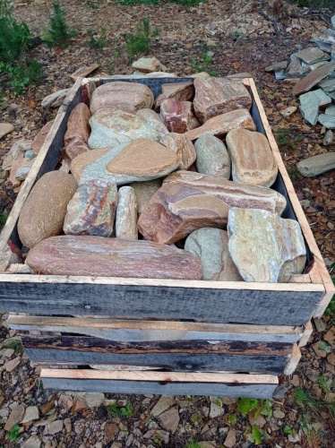 Златолит жёлтый, жёлто-зелёный глыбки и валуны для ланшафтного дизайна купить в Абакане