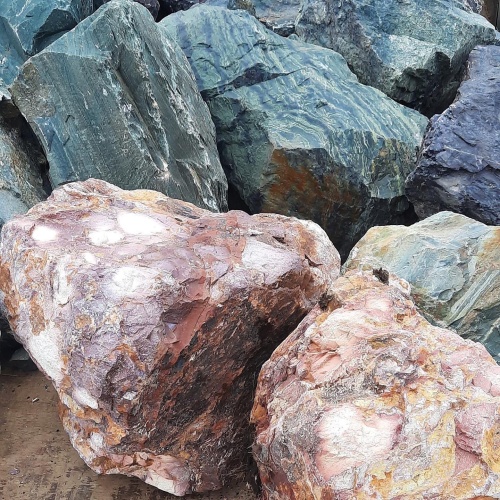 Ландшафтные глыбы красно-фиолетовые 200-1000 килограмм купить в Абакане