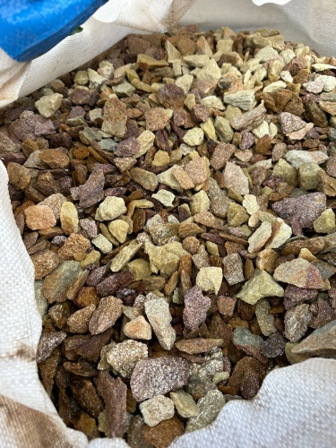 Златолит персиковый декоративная каменная крошка купить в Абакане