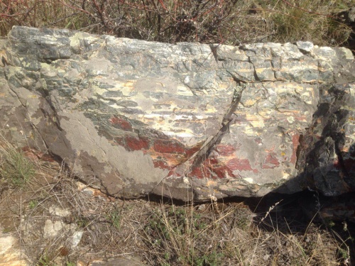 Гигантские зелёные валуны для ландшафтного дизайна весом более 5 тонн купить в Абакане