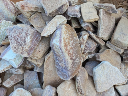 Златолит жёлтый, жёлто-зелёный глыбки и валуны для ланшафтного дизайна купить в Абакане