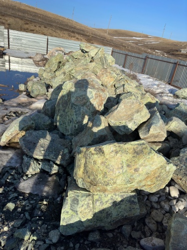 Камни для ландшафтного дизайна зелёные 10-60 килограмм купить в Абакане