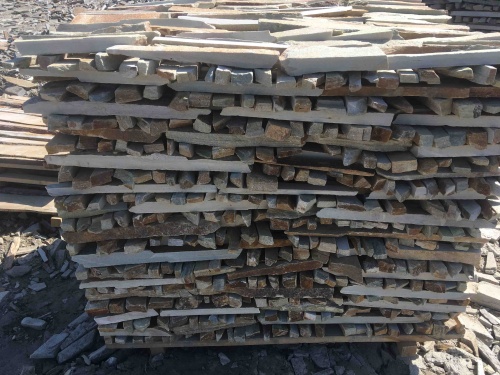 Горбушка златолит золотистый для облицовки купить в Абакане