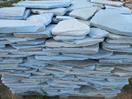 Плитняк златолит зелёный галтованный для цоколя купить в Абакане